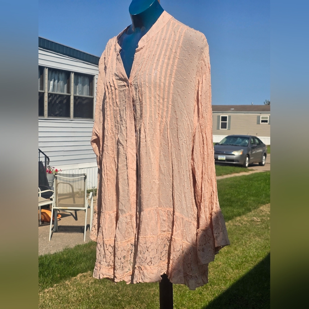Boho button down top - Picture 2 of 4
